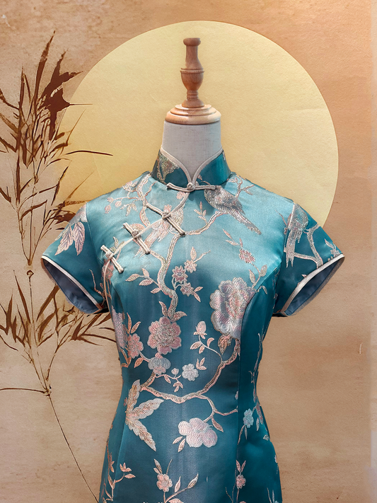 Dark Green Jacquard Cheongsam with Gold Trimming and Frog Buttons