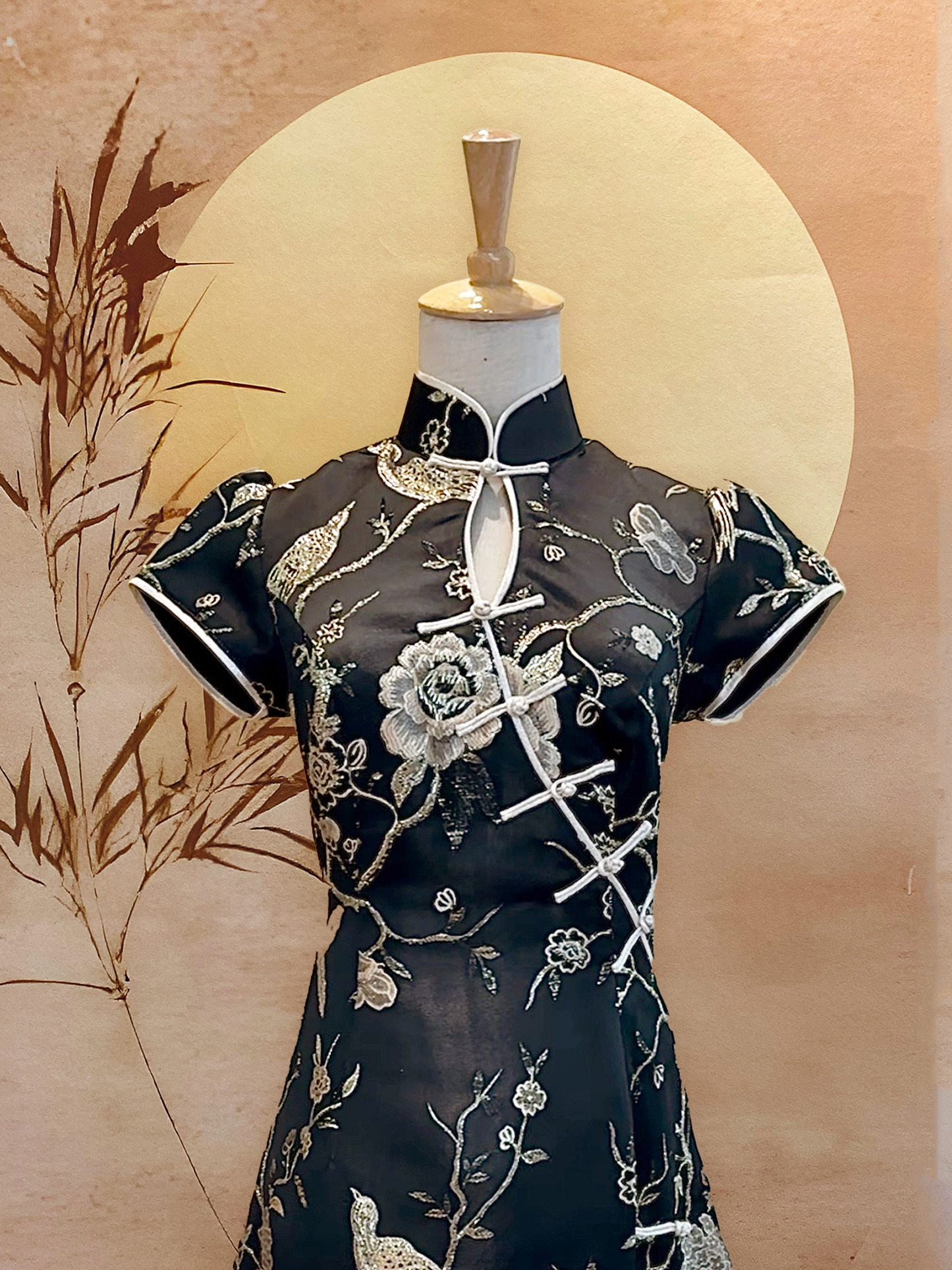 Black and Gold Bird Jacquard Cheongsam with Front Peephole and Full Frog Buttons