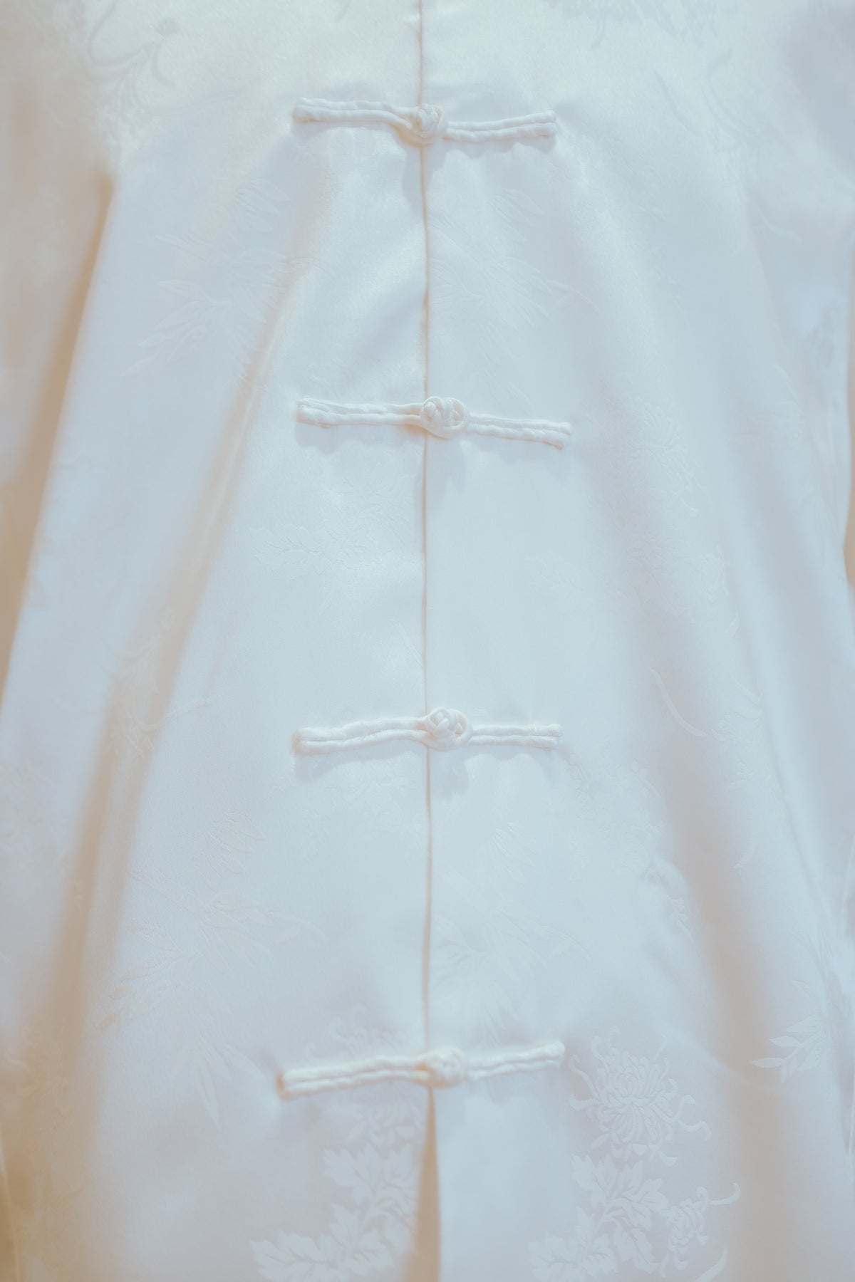 Short-sleeved Chinese Silk Tang Shirt with Chinese Knots