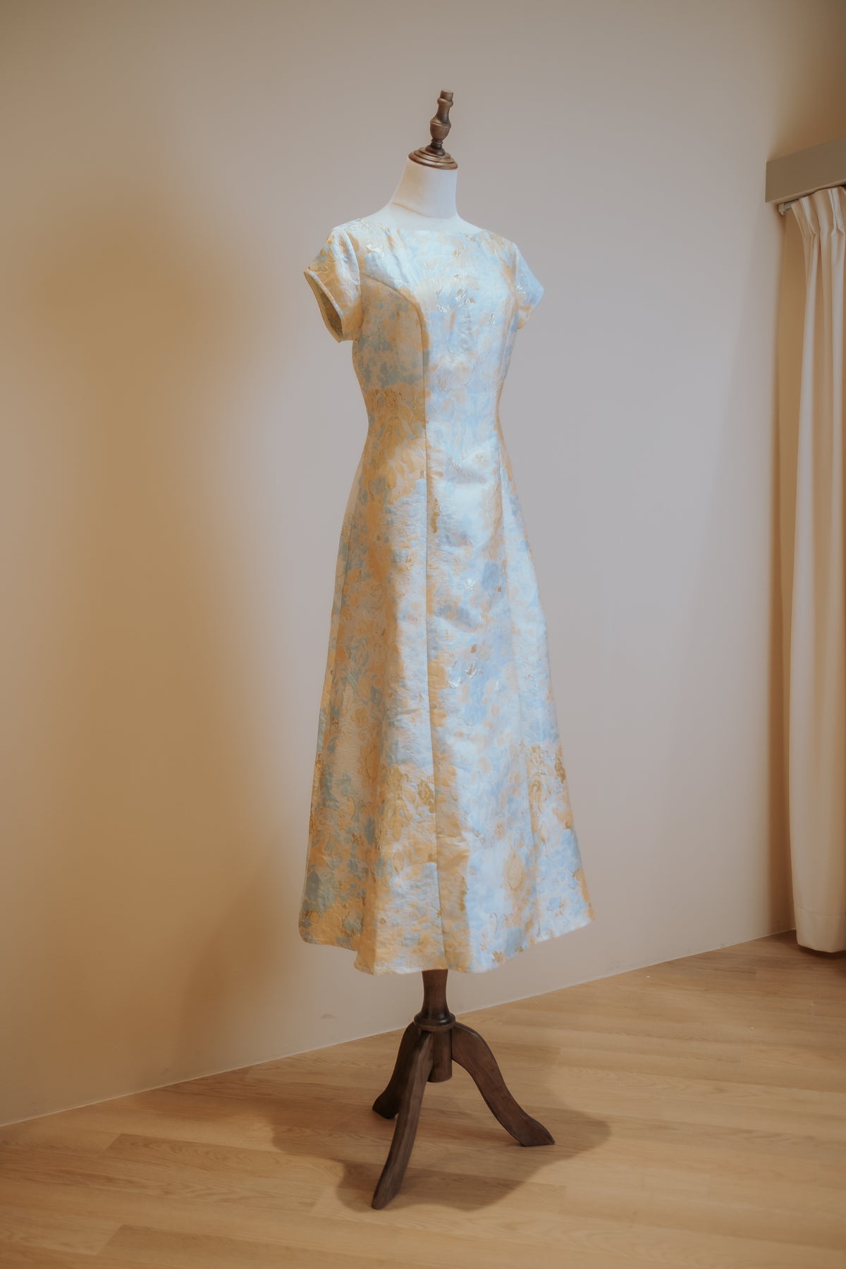 Yellow Jacquard with Blue Floral Motif A Line Boatneck Dress