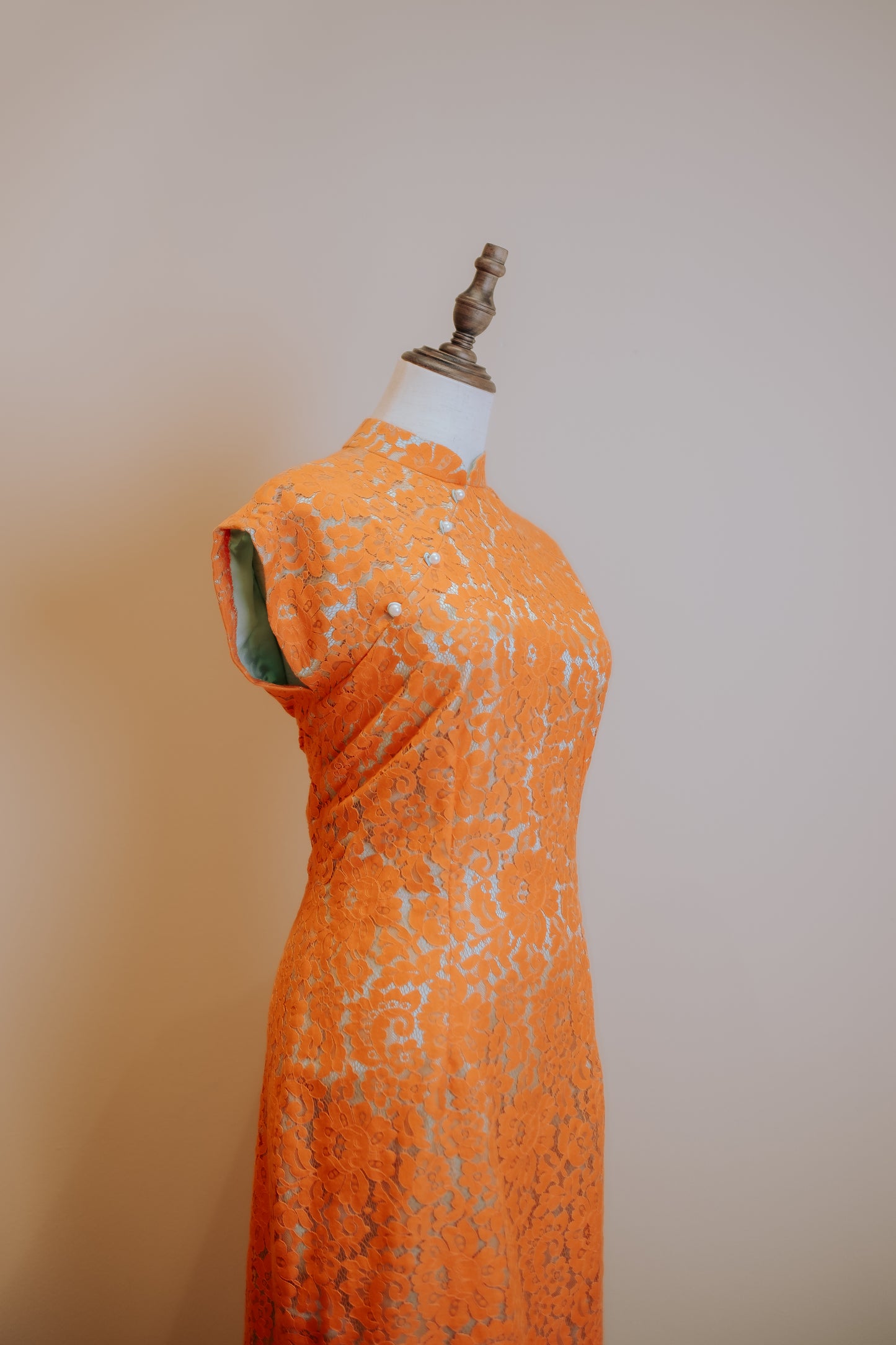 Lace  Cheongsam with Mint Inner Lining