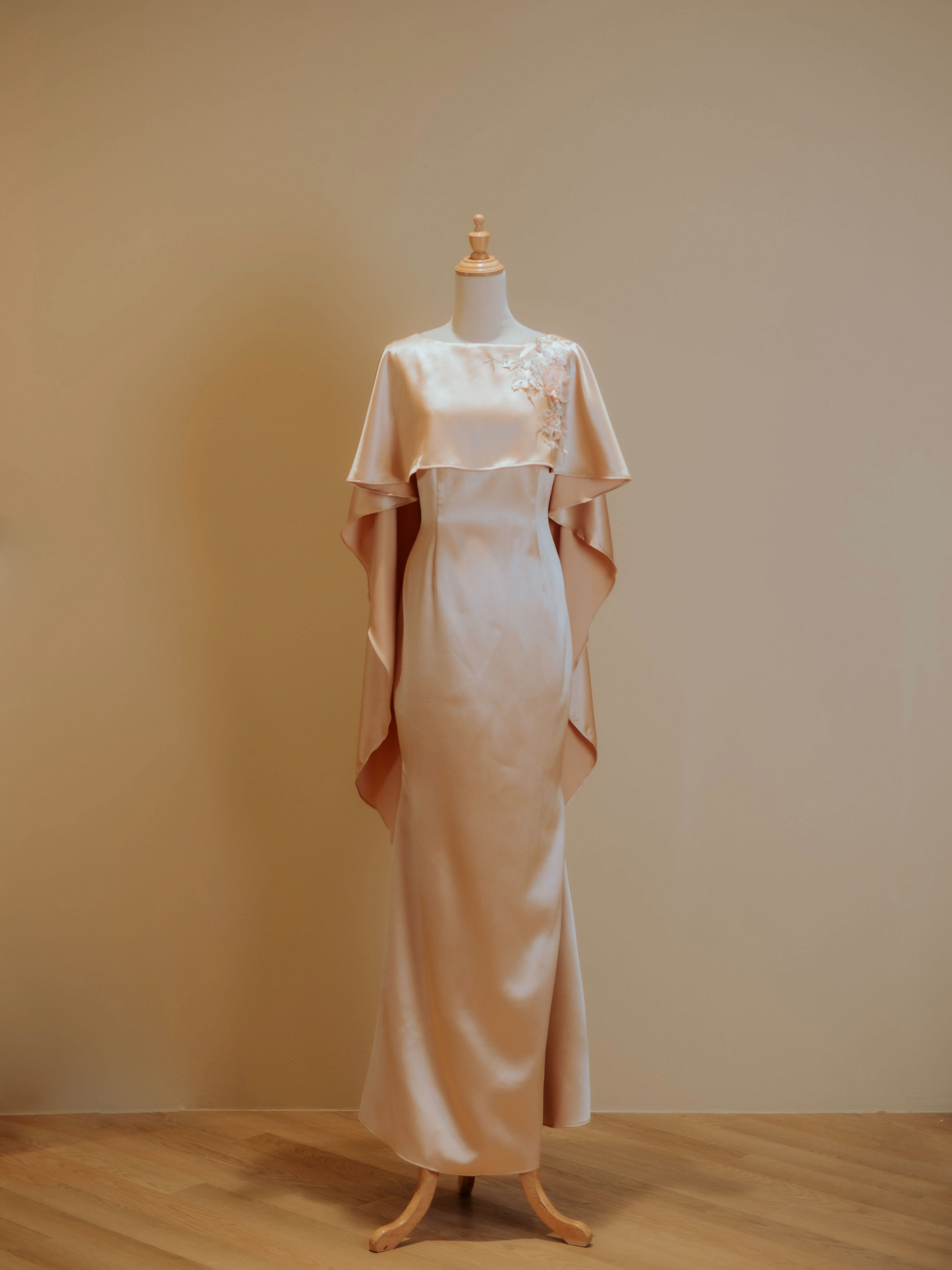 Champagne Gold Duchess Satin With Attached Shawl Mermaid Cut Gown Evening Gown
