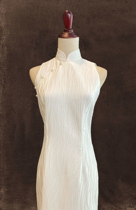White Jacquard Cheongsam with Mesh Crescent Back