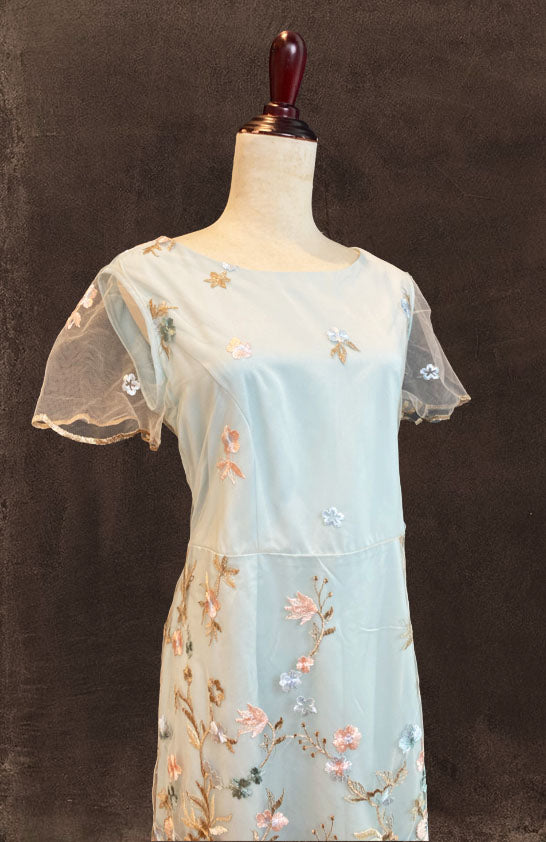 Floral Baby Blue Lace Dress – Outpost Clothing