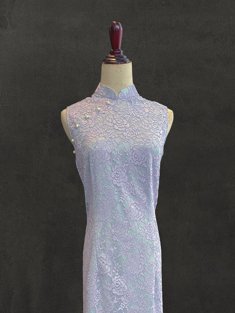 Purple Lace Sleeveless Cheongsam with Blue Lining